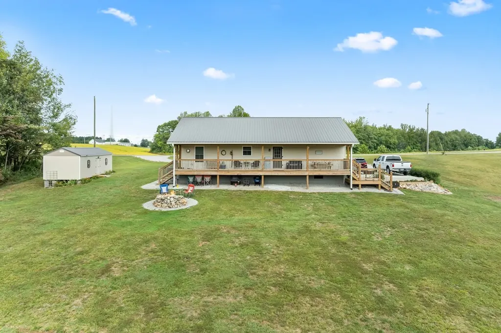 7285 Rock Island Road Baxter TN 38544