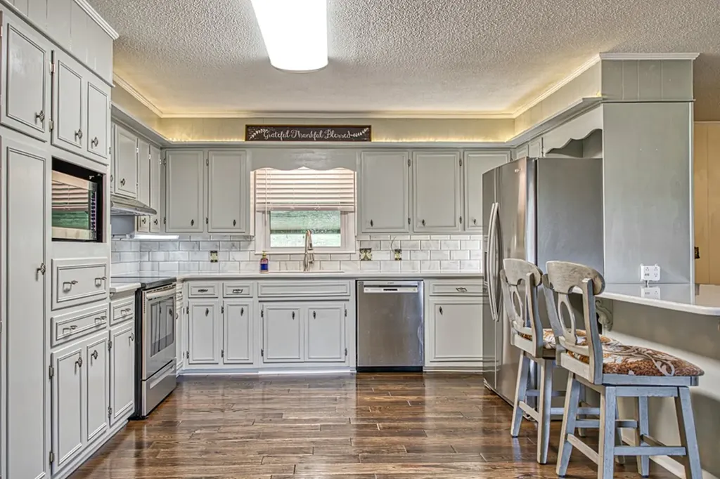 505 Crestview Avenue Gainesboro TN 38562