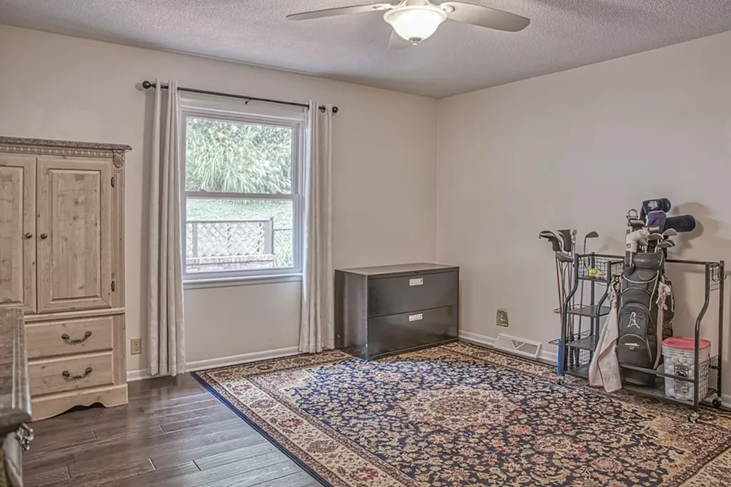 505 Crestview Avenue Gainesboro TN 38562