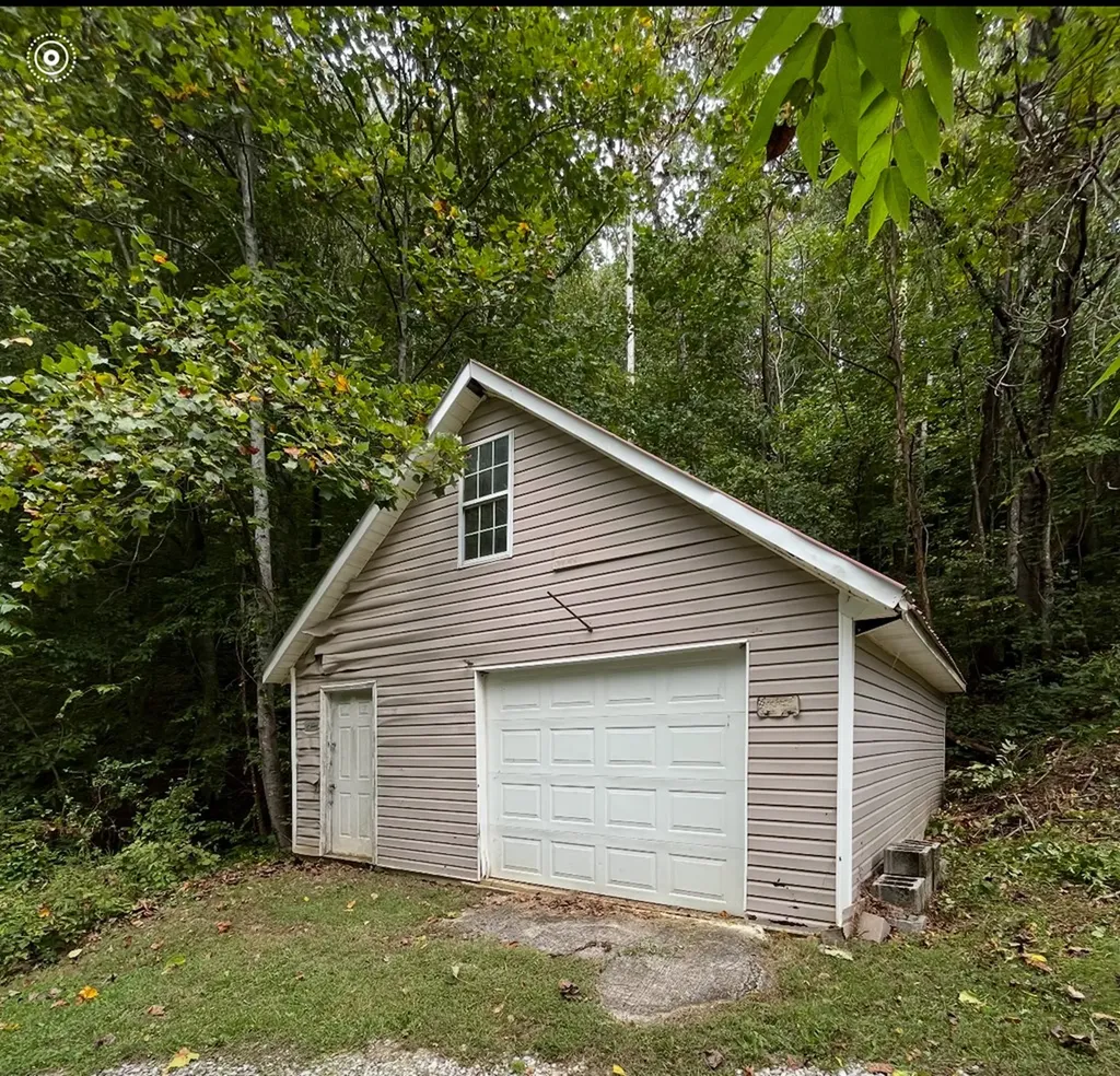 301 Jimmy Reneau Road Celina TN 38551