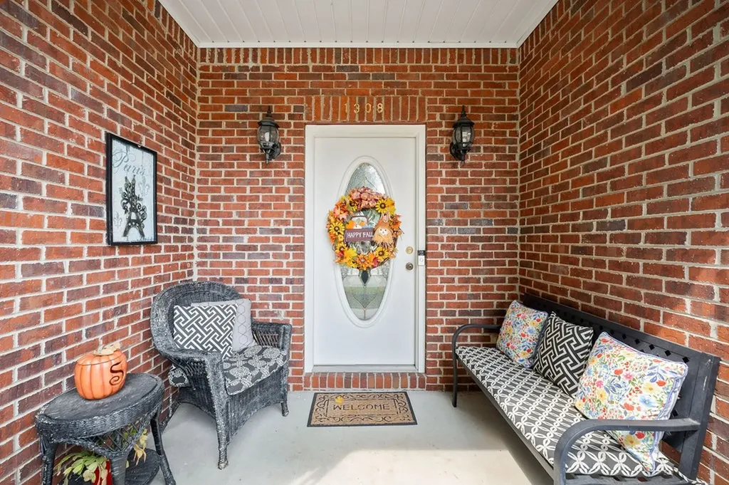 1308 Bridle Path Cookeville TN 38501