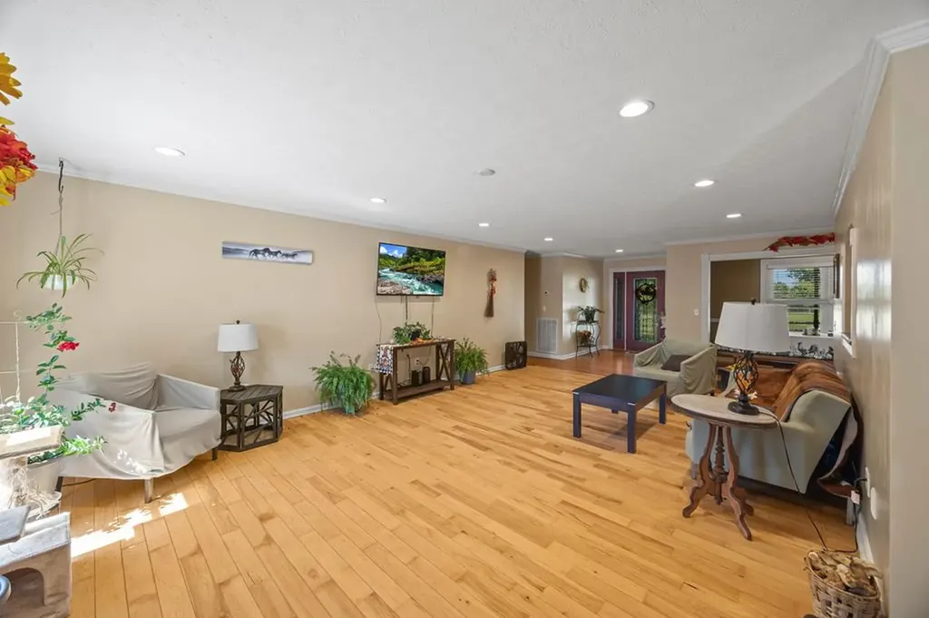 5301 Lovelady Road Cookeville TN 38506