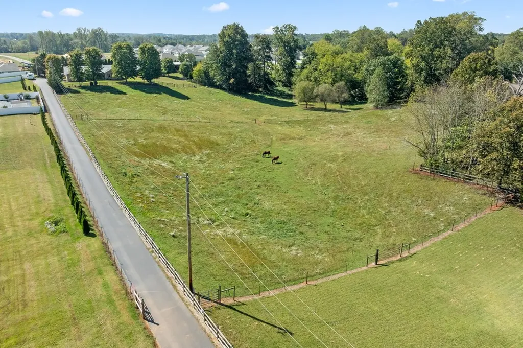 5301 Lovelady Road Cookeville TN 38506