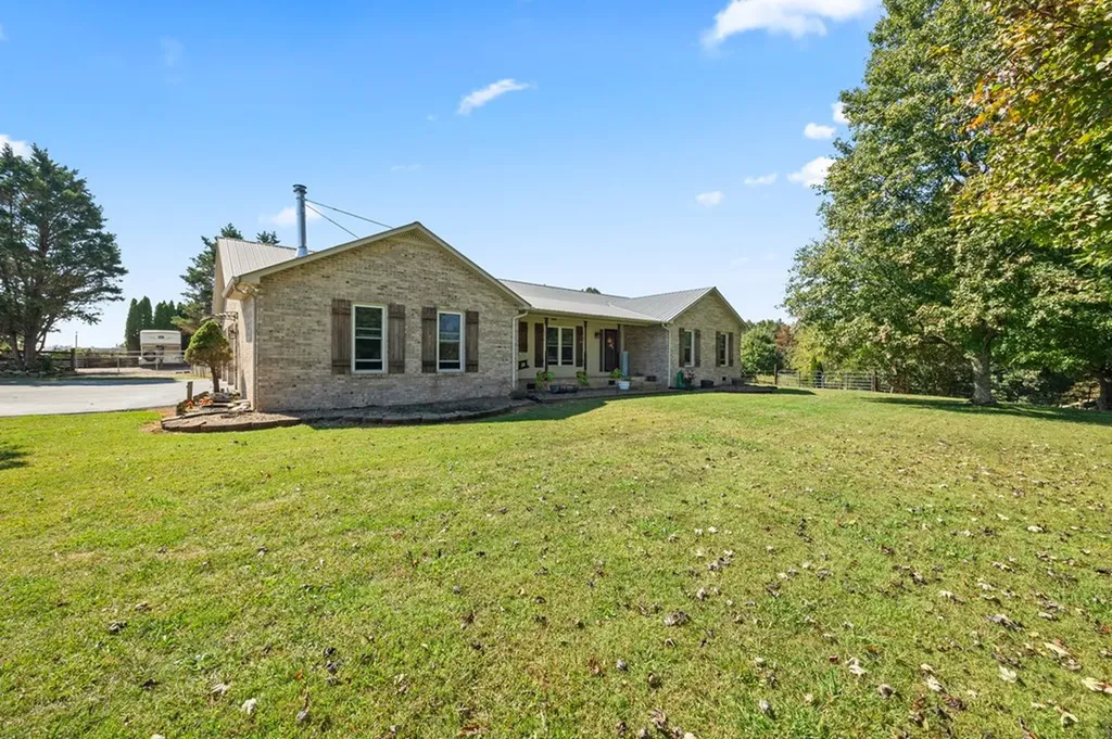 5301 Lovelady Road Cookeville TN 38506