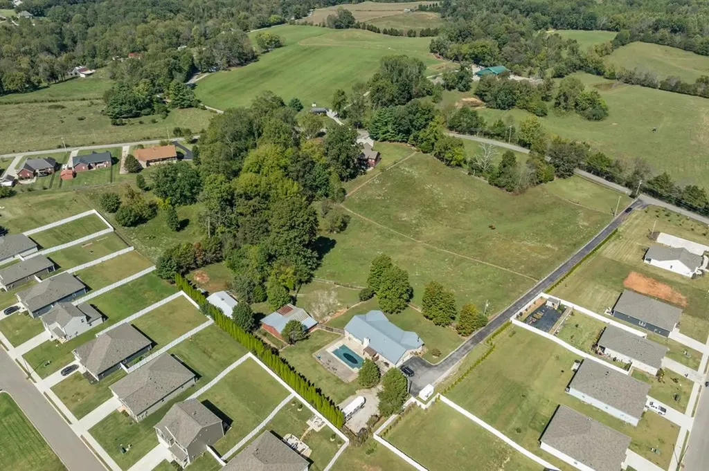 5301 Lovelady Road Cookeville TN 38506