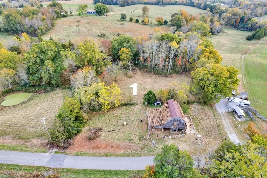 4200 #1 Will Thompson Road Walling TN 38587