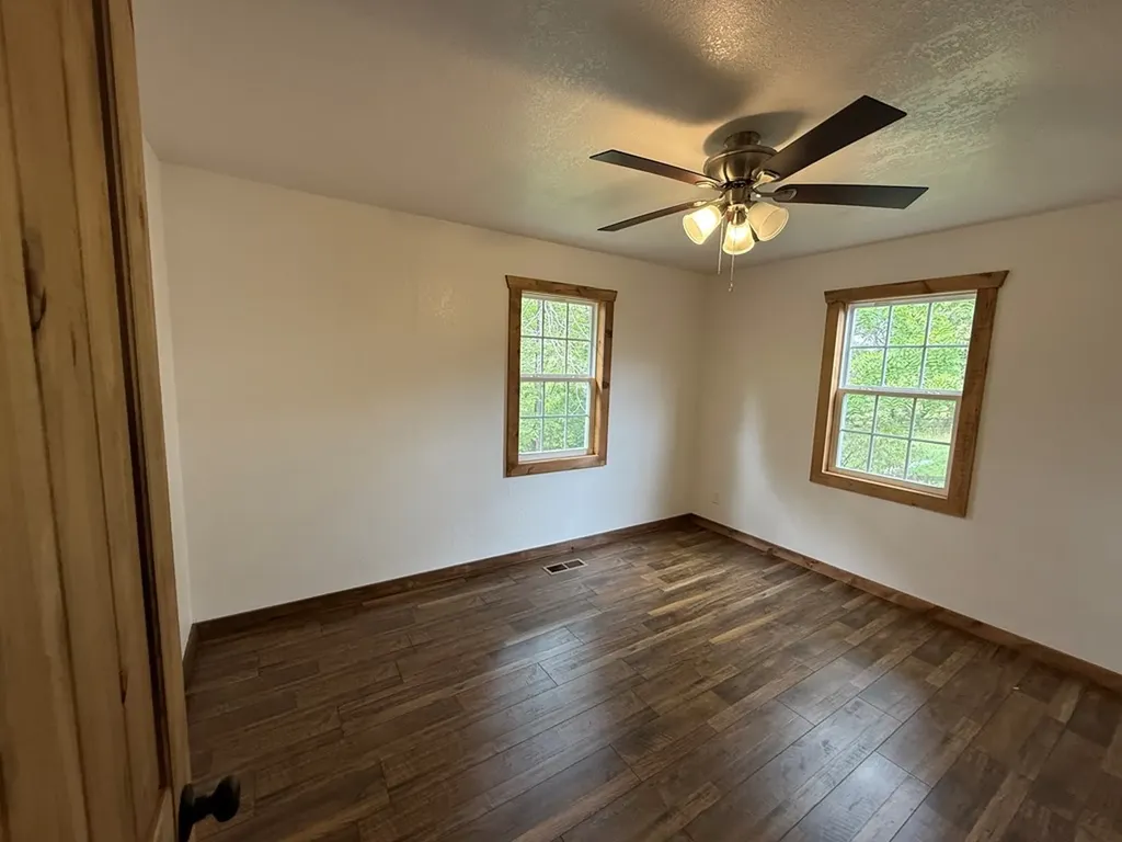 822 Allardt Highway Jamestown TN 38556