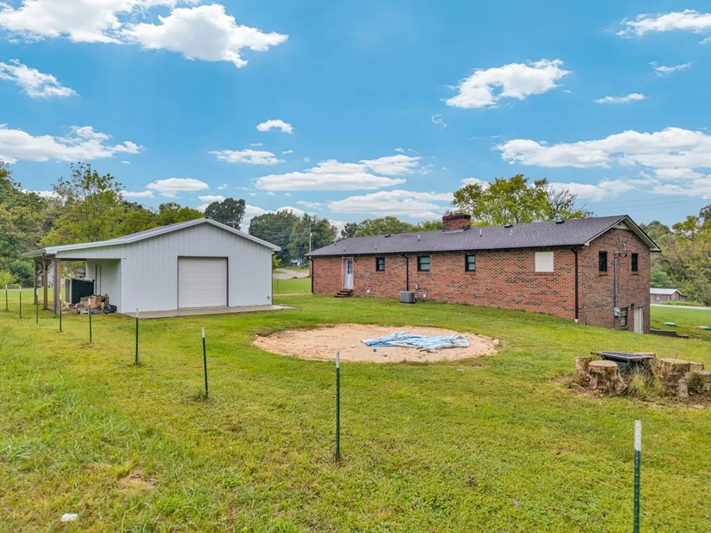 13276 Old Baxter Road Silver Point TN 38582