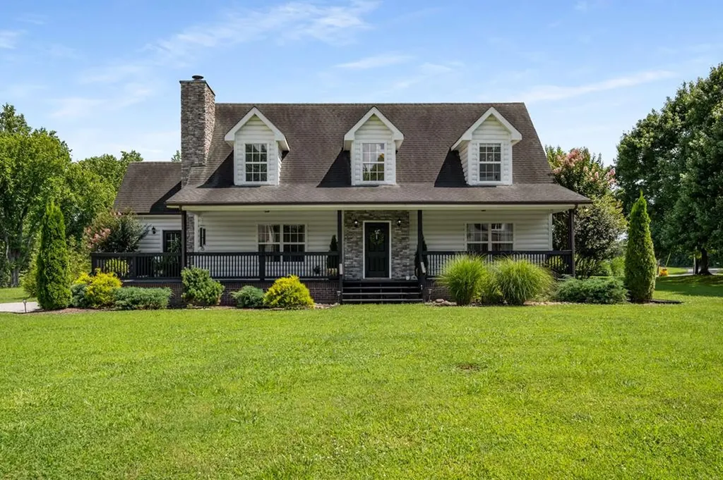 110 Shiloh Lane Smithville TN 37166