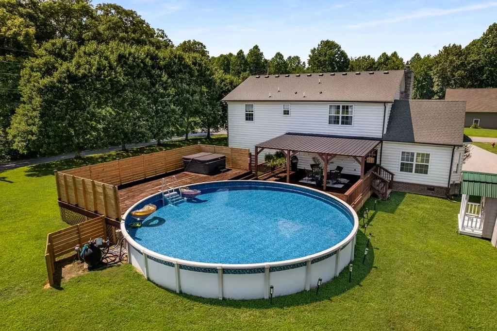 110 Shiloh Lane Smithville TN 37166