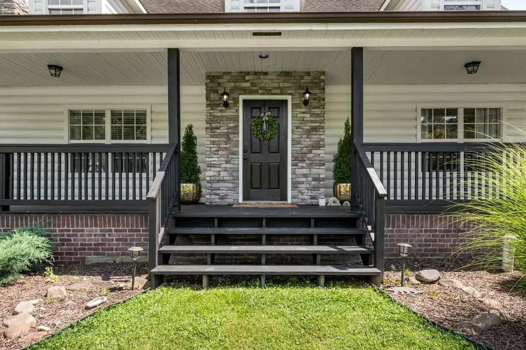 110 Shiloh Lane Smithville TN 37166