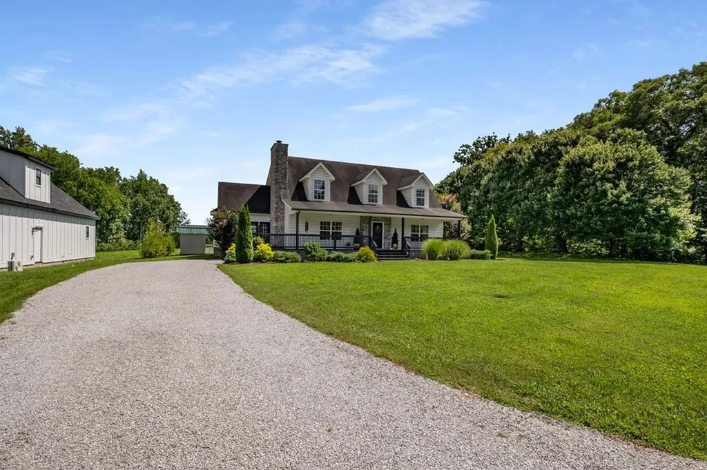 110 Shiloh Lane Smithville TN 37166