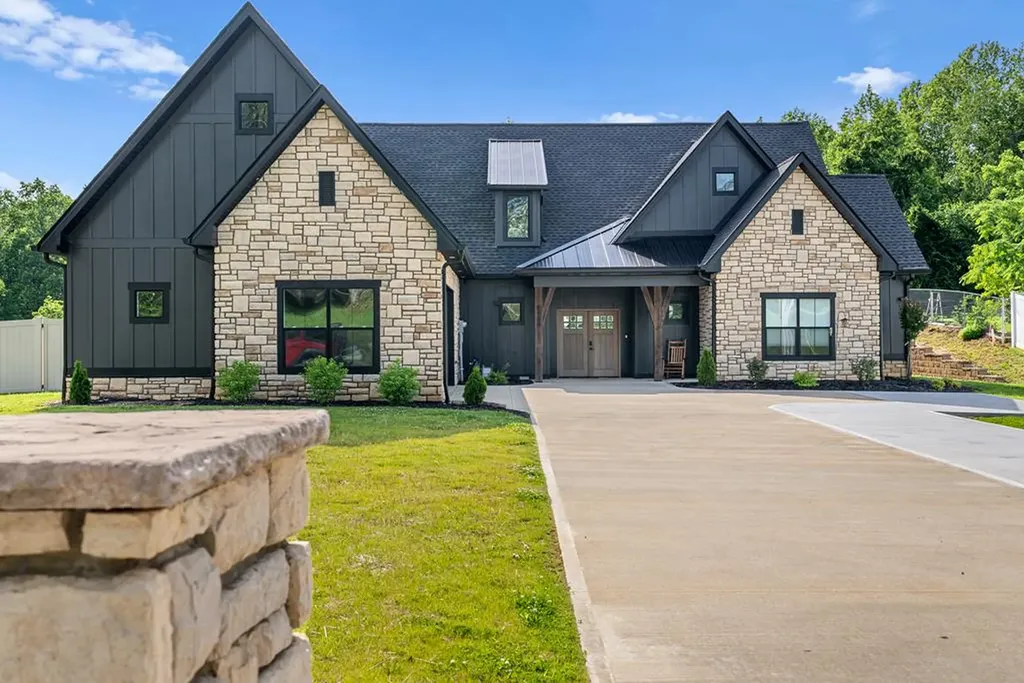 4149 Old Sparta Road Cookeville TN 38501