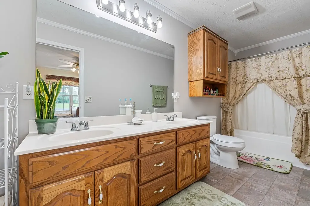 13660 Herald Road Silver Point TN 38582