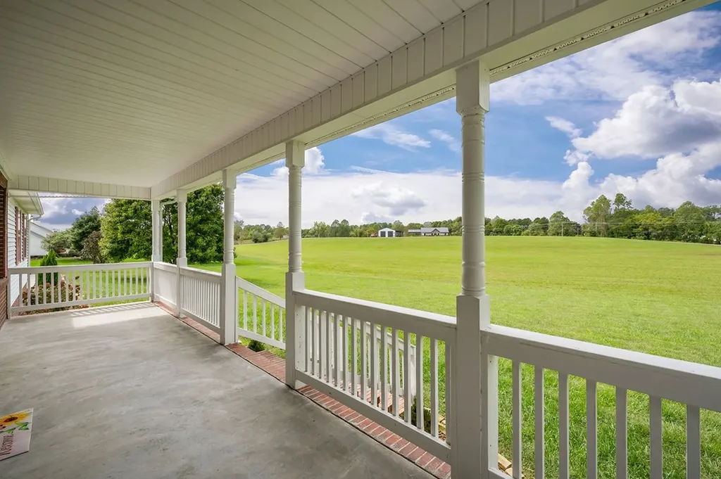 13660 Herald Road Silver Point TN 38582