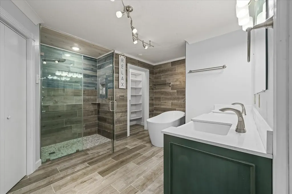 8537 Cherokee Trail Crossville TN 38572