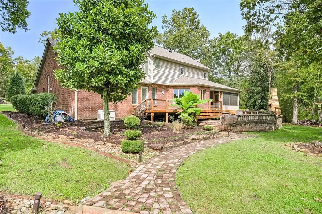 8537 Cherokee Trail Crossville TN 38572