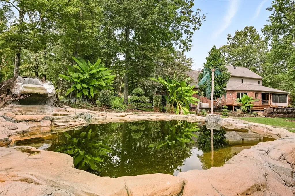 8537 Cherokee Trail Crossville TN 38572