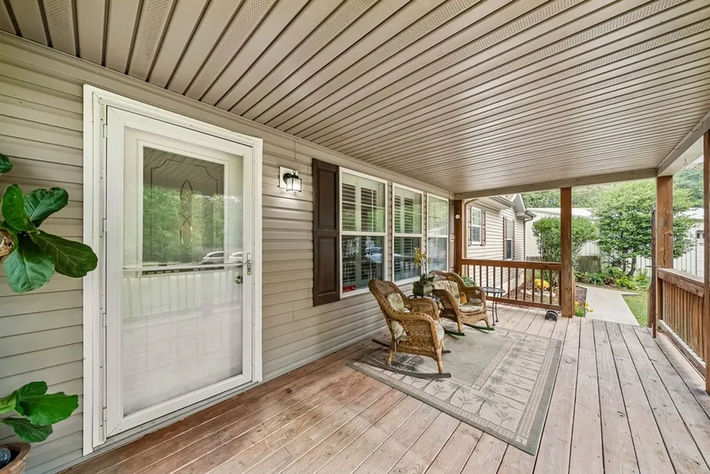 1301 Valley View Road Crossville TN 38572