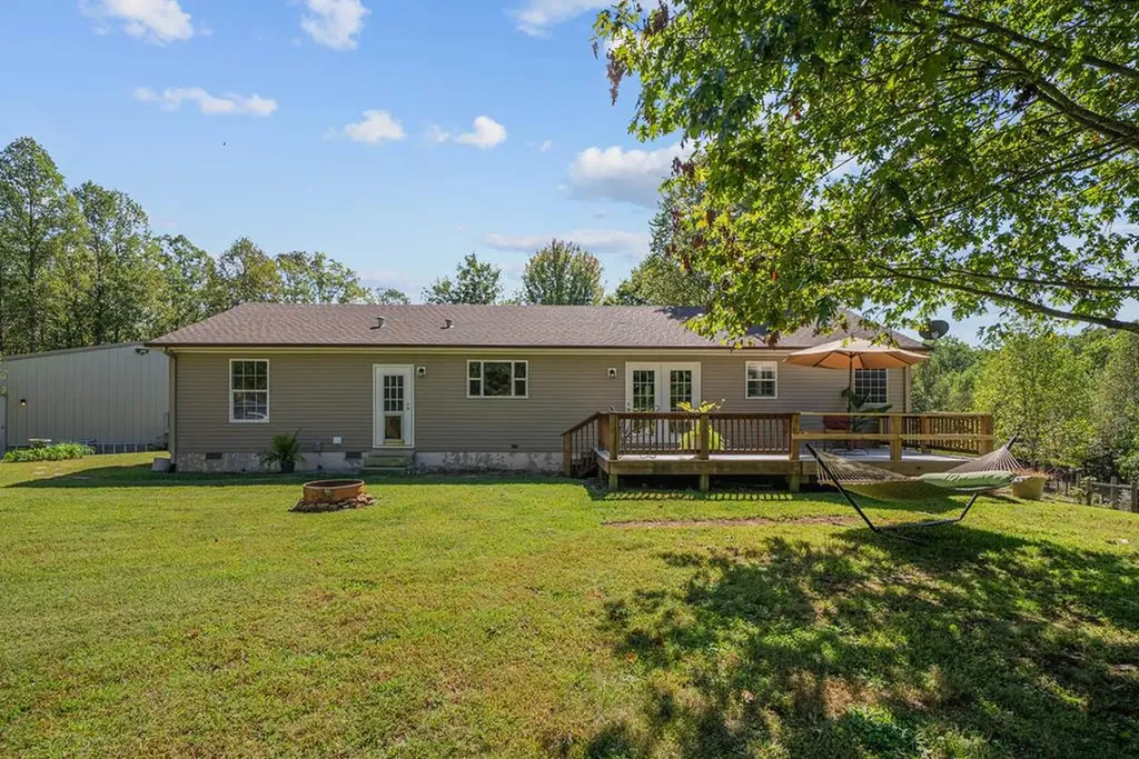 1301 Valley View Road Crossville TN 38572