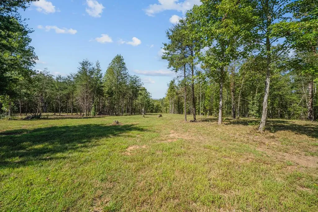 1301 Valley View Road Crossville TN 38572