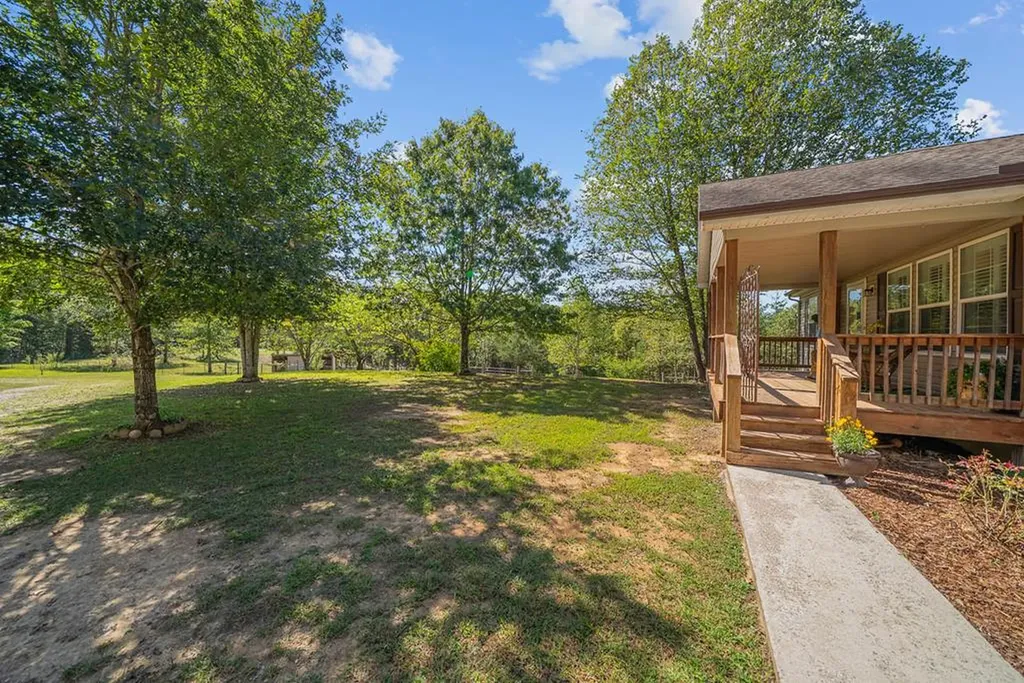 1301 Valley View Road Crossville TN 38572