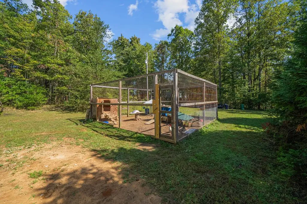 1301 Valley View Road Crossville TN 38572