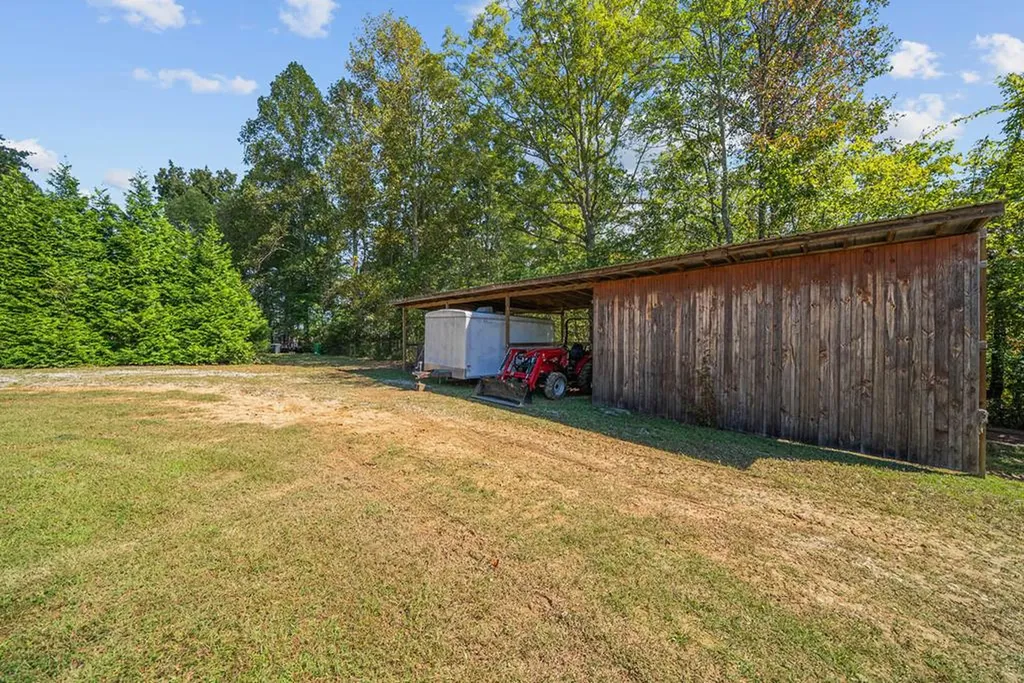 1301 Valley View Road Crossville TN 38572