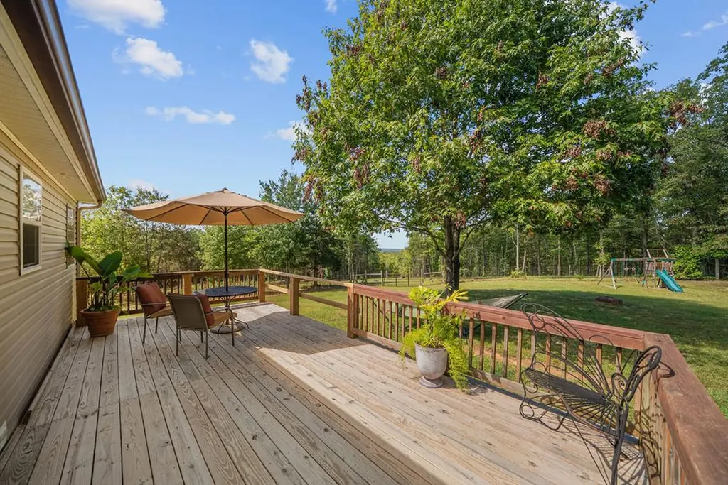 1301 Valley View Road Crossville TN 38572