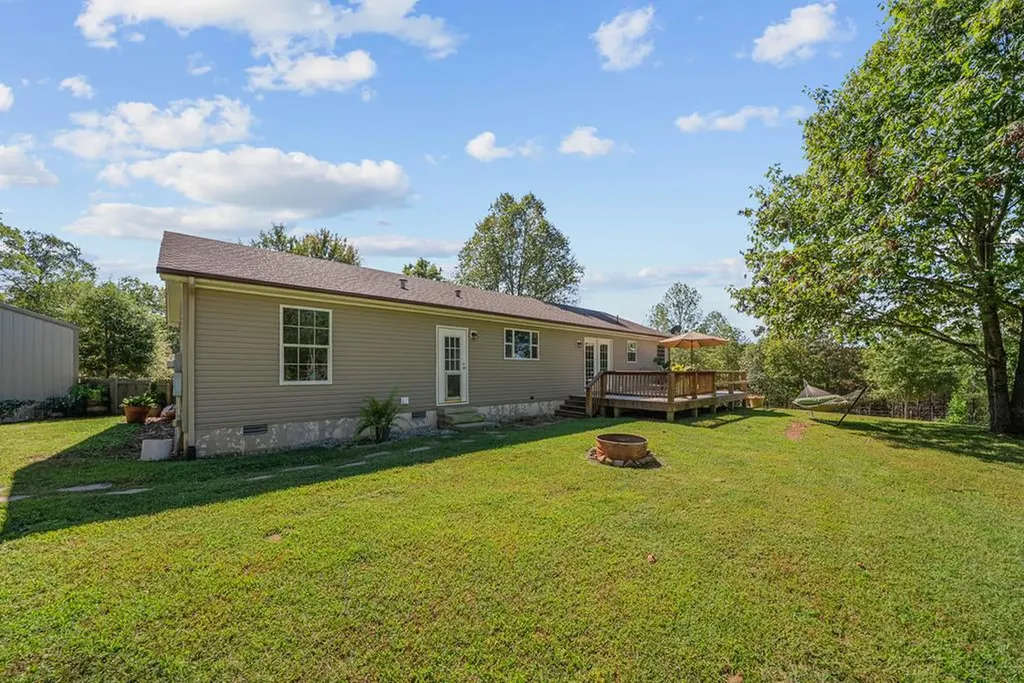 1301 Valley View Road Crossville TN 38572