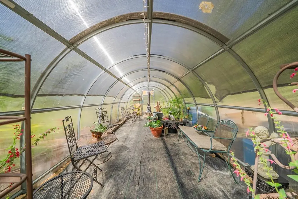 1301 Valley View Road Crossville TN 38572