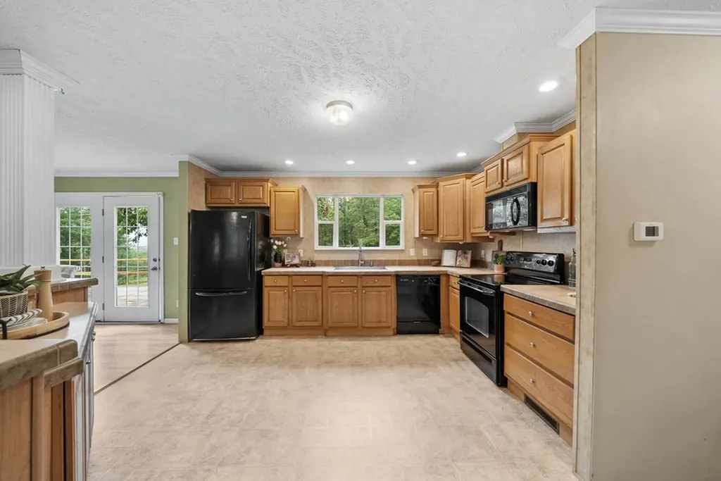 1301 Valley View Road Crossville TN 38572