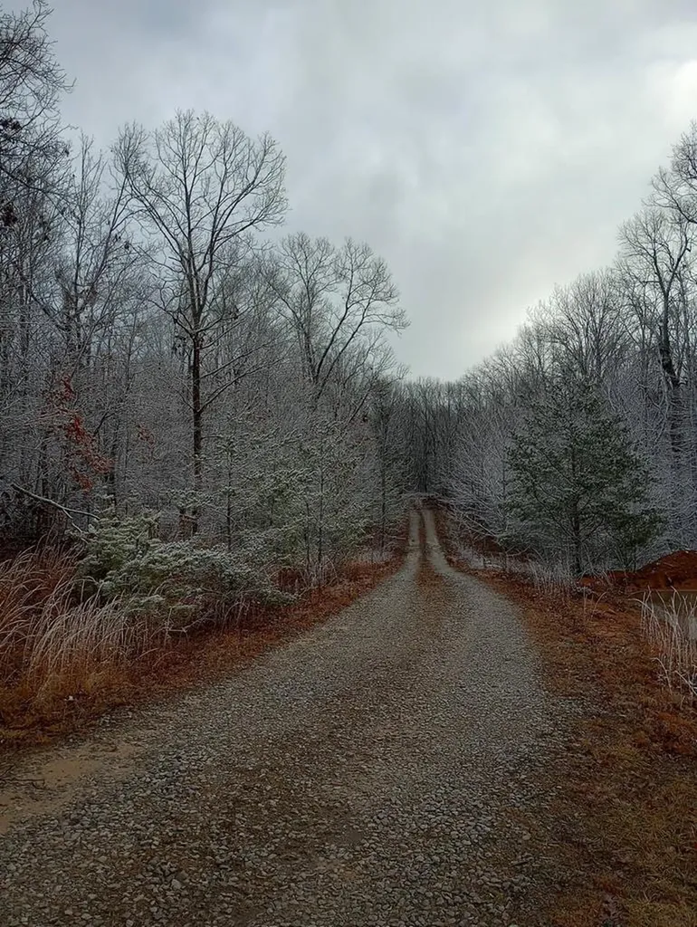 1301 Valley View Road Crossville TN 38572