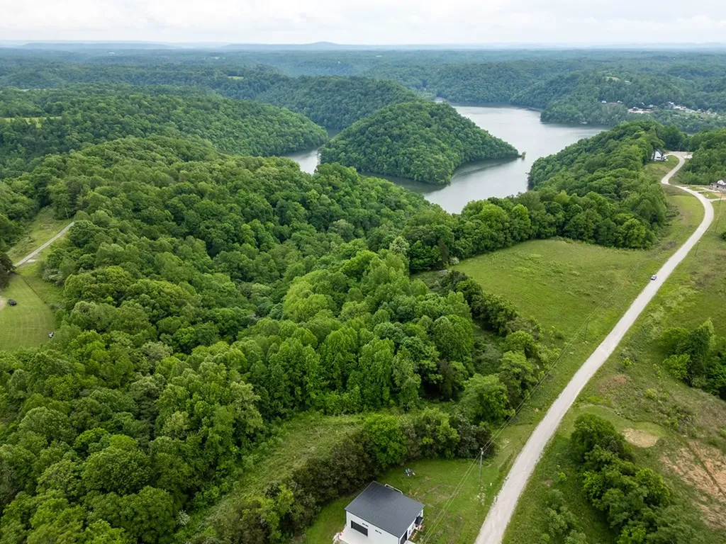 Lot 32 Lake Bluff Road Baxter TN 38544