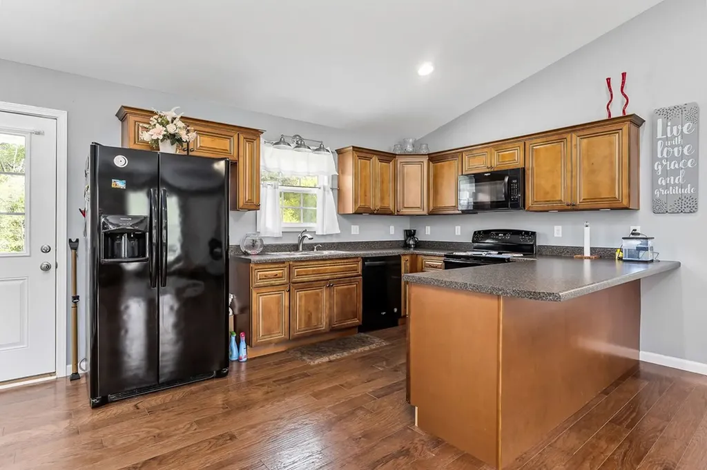 259 Freewill Ridge Road Gainesboro TN 38562