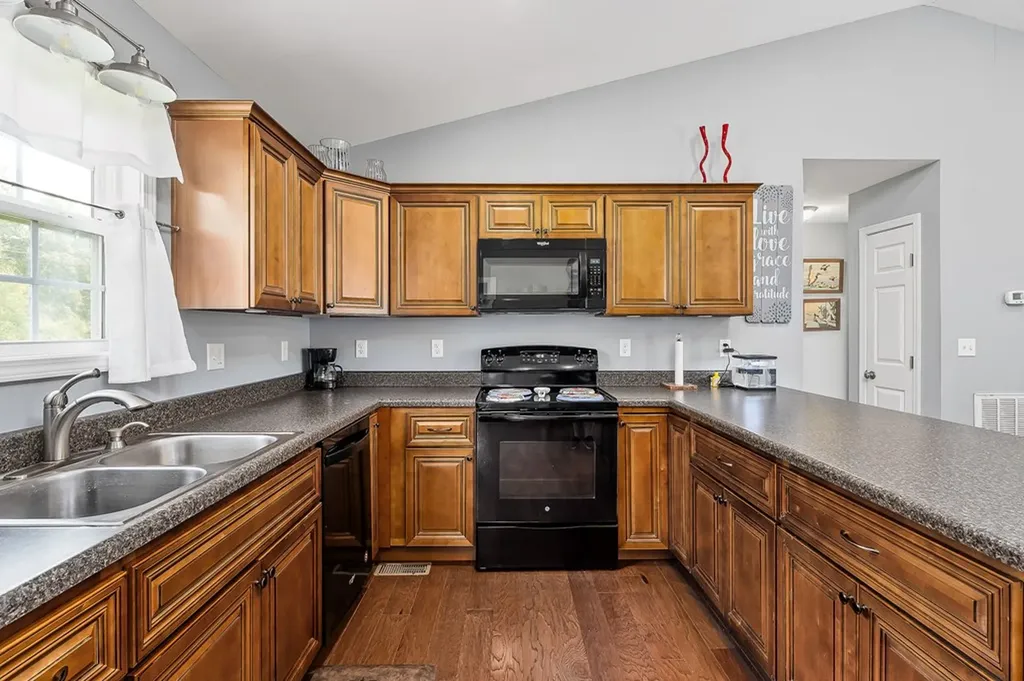 259 Freewill Ridge Road Gainesboro TN 38562