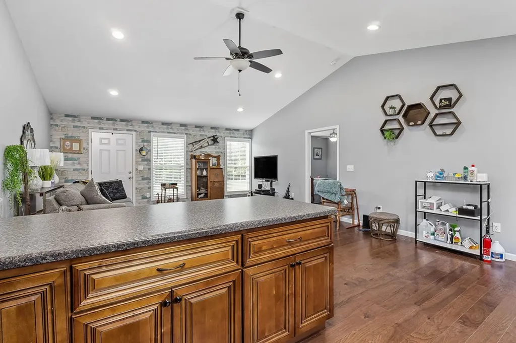 259 Freewill Ridge Road Gainesboro TN 38562