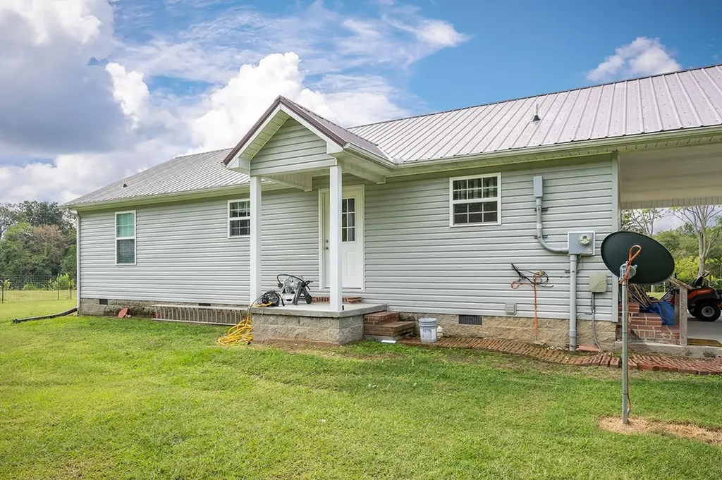 259 Freewill Ridge Road Gainesboro TN 38562