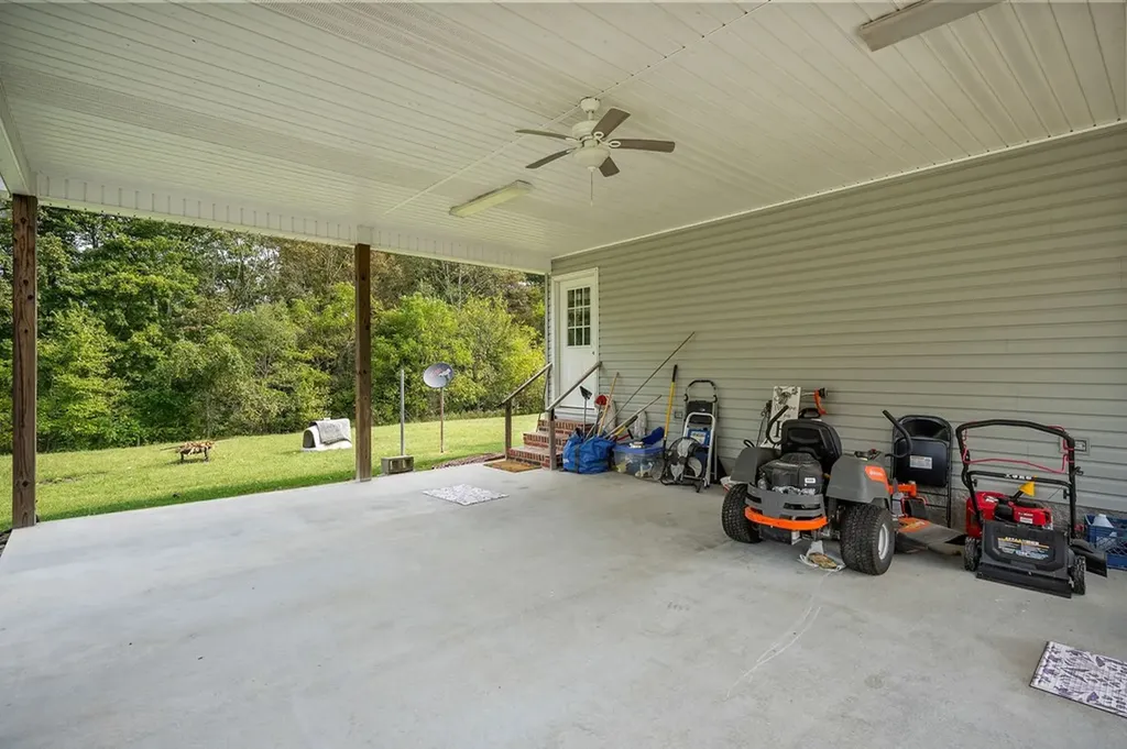 259 Freewill Ridge Road Gainesboro TN 38562