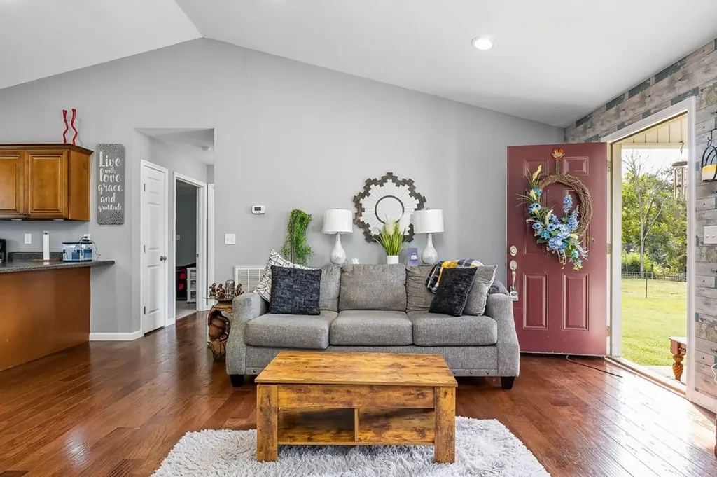 259 Freewill Ridge Road Gainesboro TN 38562