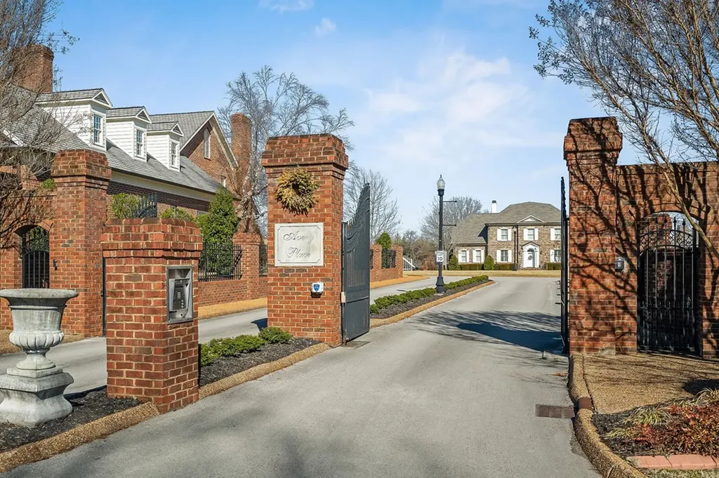 320 Avery Place Cookeville TN 38501