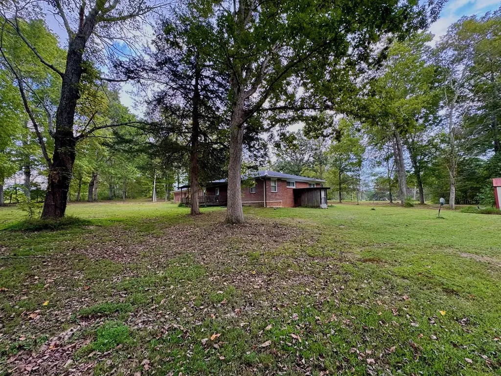 1737 Cummins Mill Road Cookeville TN 38501