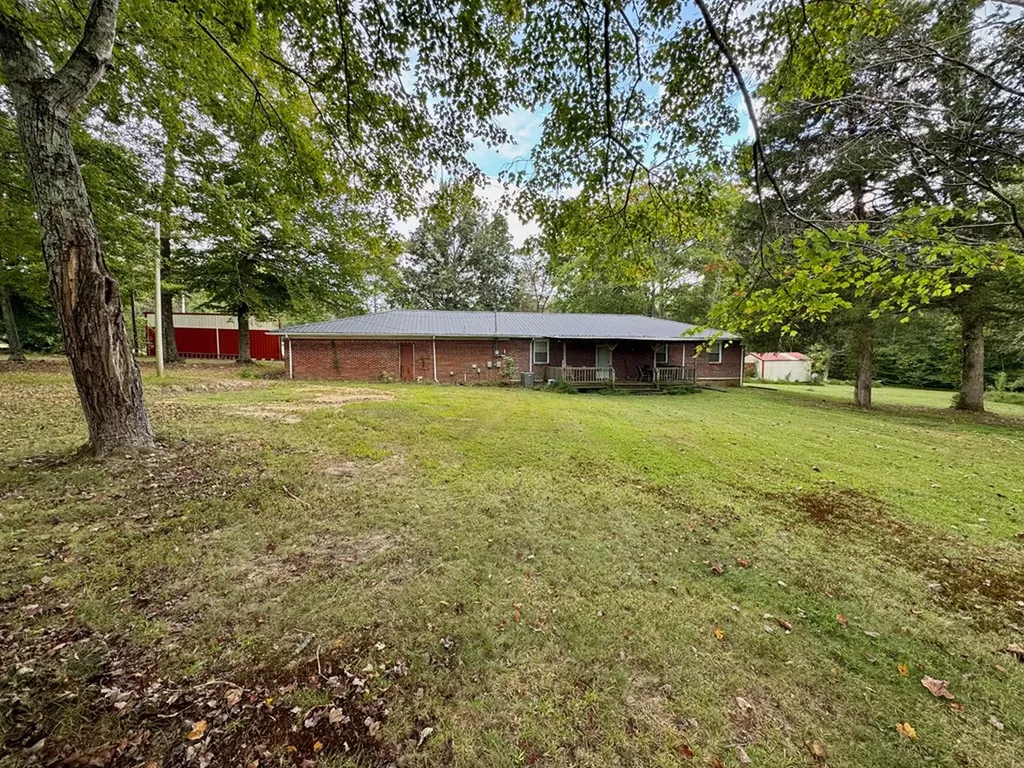 1737 Cummins Mill Road Cookeville TN 38501