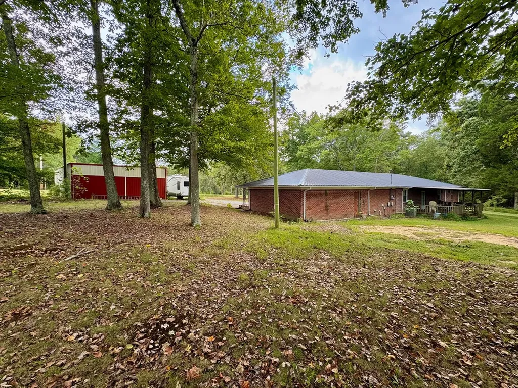 1737 Cummins Mill Road Cookeville TN 38501