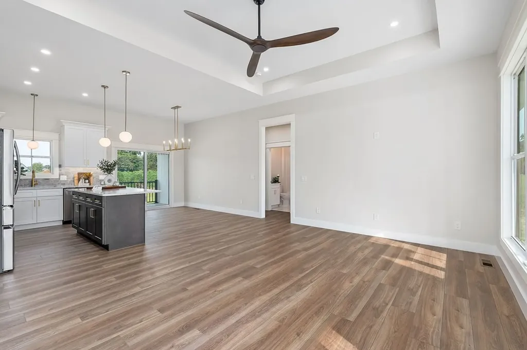 217 Oaklawn Cemetery Road Sparta TN 38583