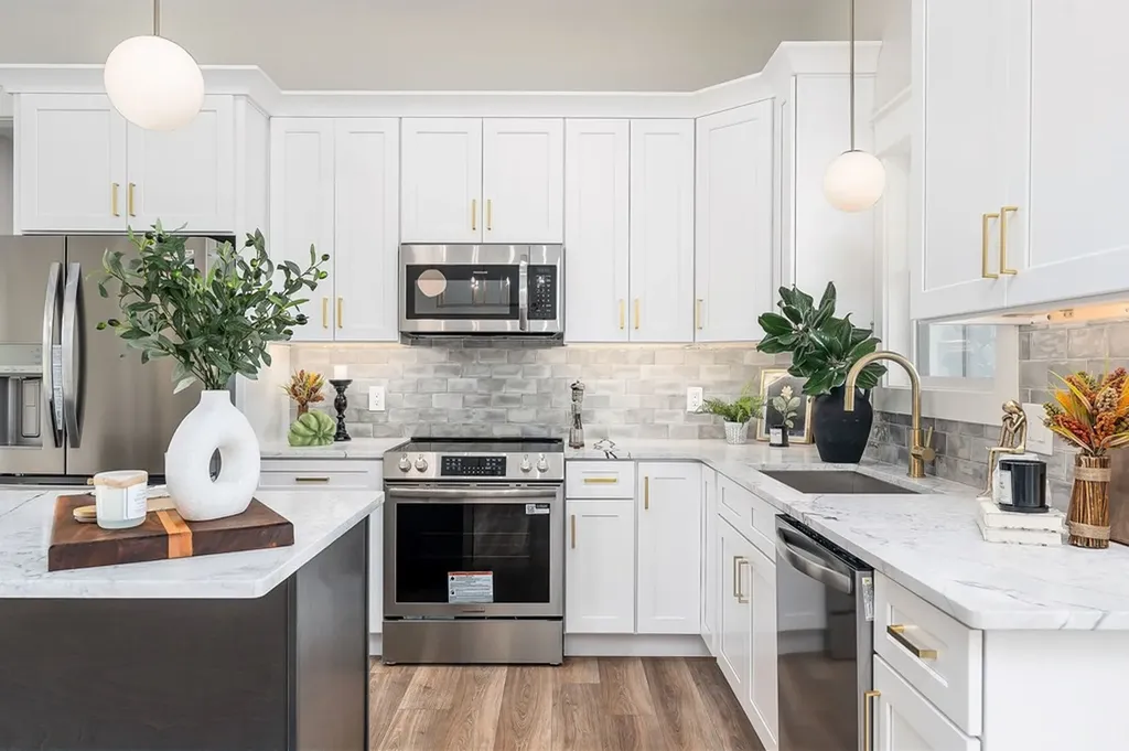 217 Oaklawn Cemetery Road Sparta TN 38583