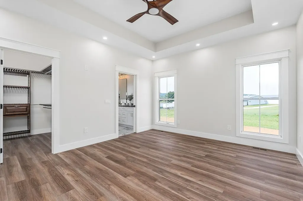 217 Oaklawn Cemetery Road Sparta TN 38583