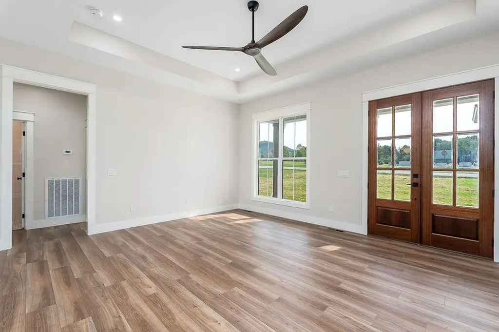 217 Oaklawn Cemetery Road Sparta TN 38583