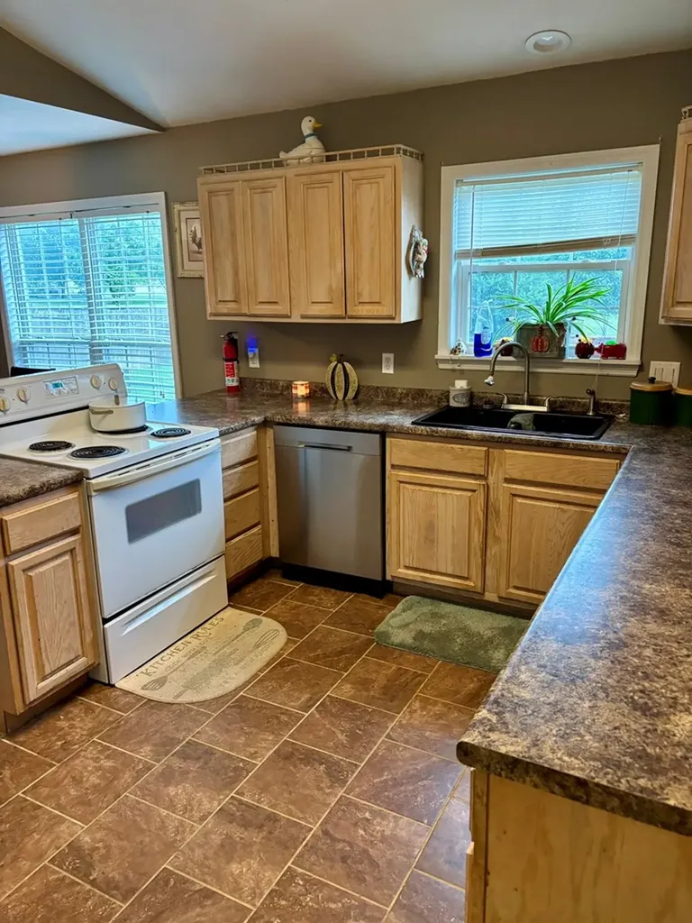 518 Everville Drive Livingston TN 38570