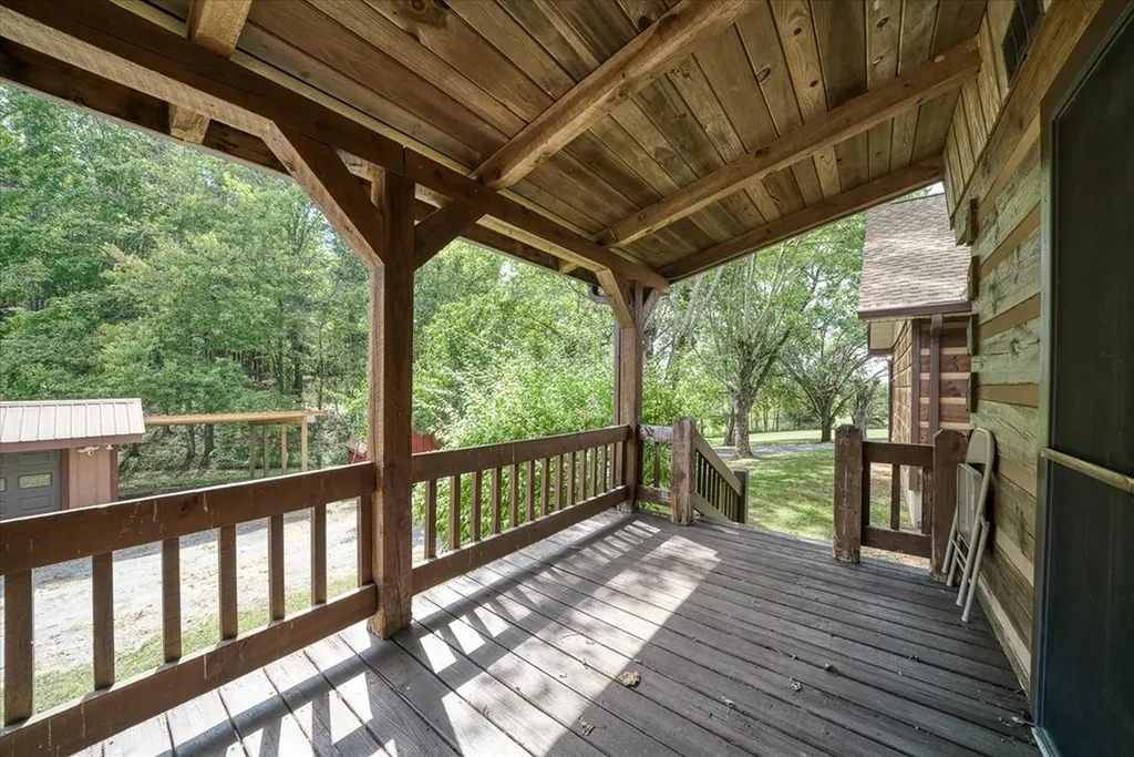 385 Paul Reecer Road Moss TN 38575